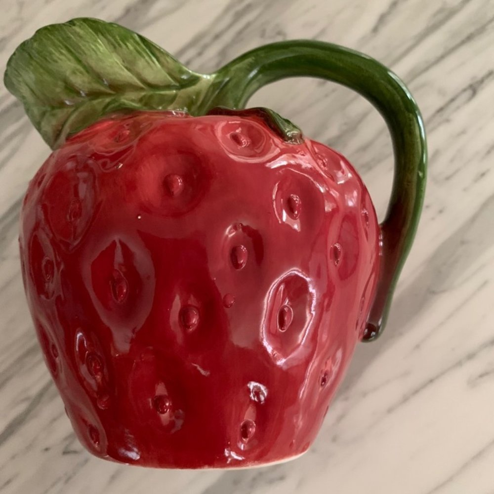 MADE IN JAPAN Strawberry Pitcher